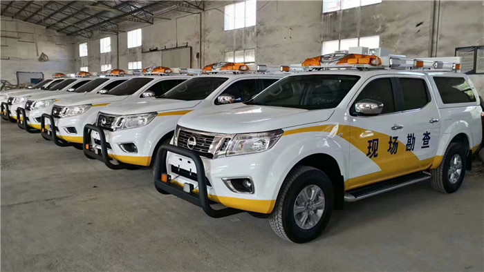 現場勘查工程車警示燈案例